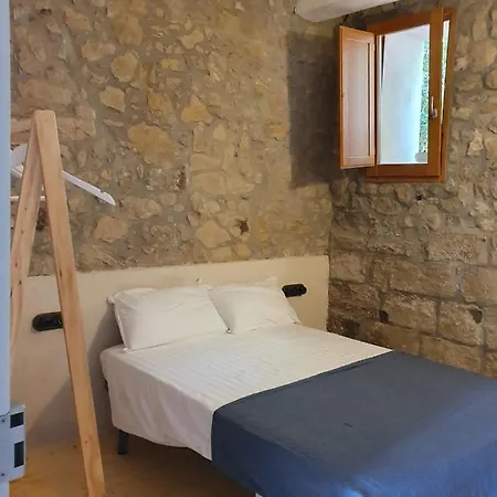 Les Cases Del Moliner * Corbíns